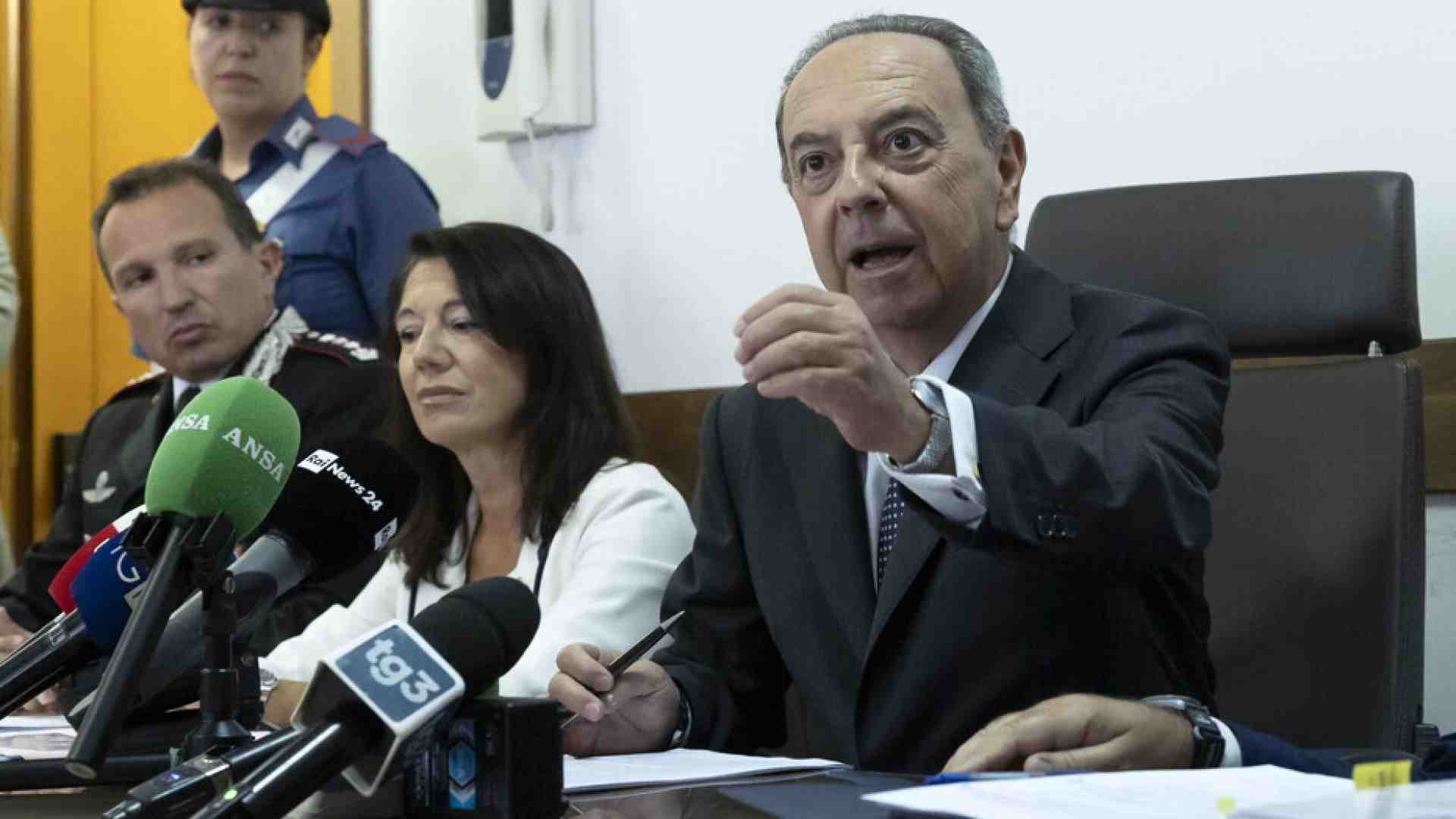 Ipocrisia dell’atto dovuto e del caso complesso. La questione Almasri