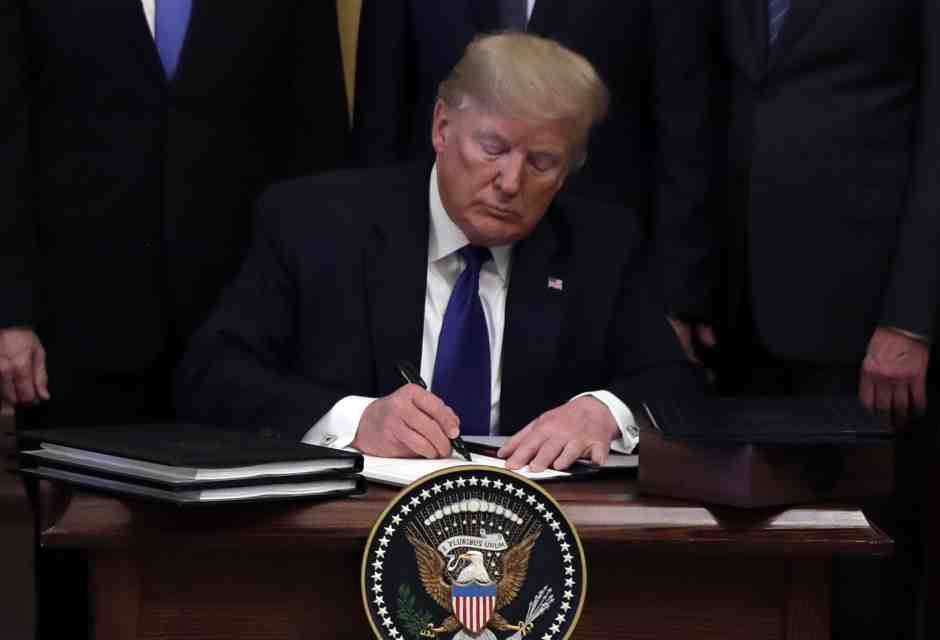 Gli effetti collaterali dei dazi che Trump non vuole vedere. E l’Ue deve stare in guardia