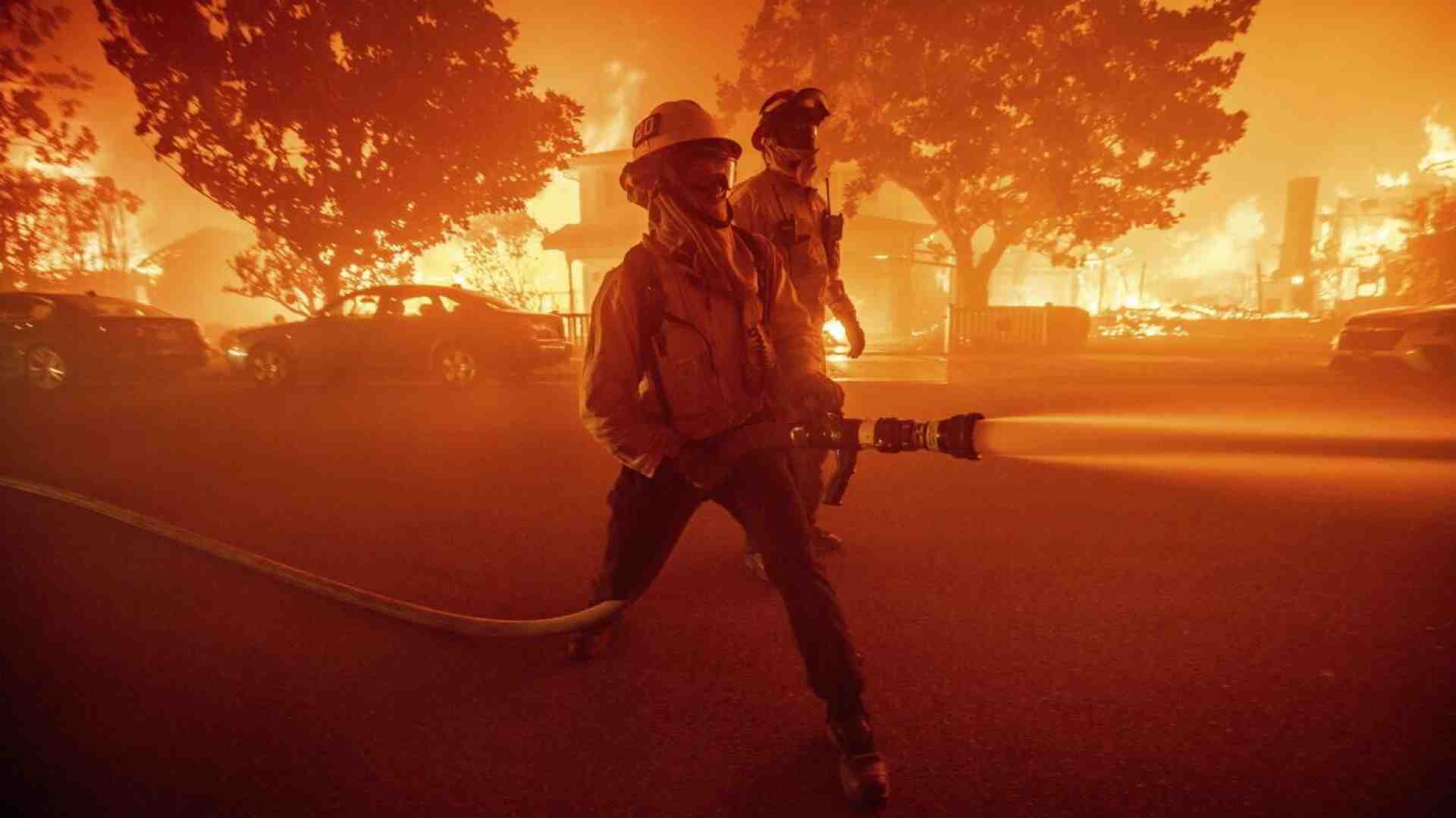 La California tra incendi, speranze trumpiane e sfide democratiche