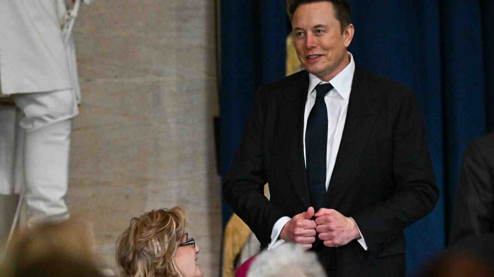 Per Musk l’agenzia per gli aiuti internazionali “è ora che muoia”