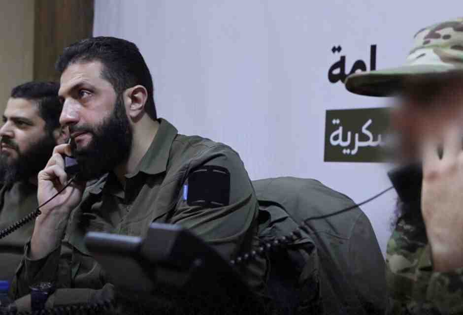 Julani, il leader degli islamisti che hanno conquistato Aleppo e che dice: “Fidatevi di noi”