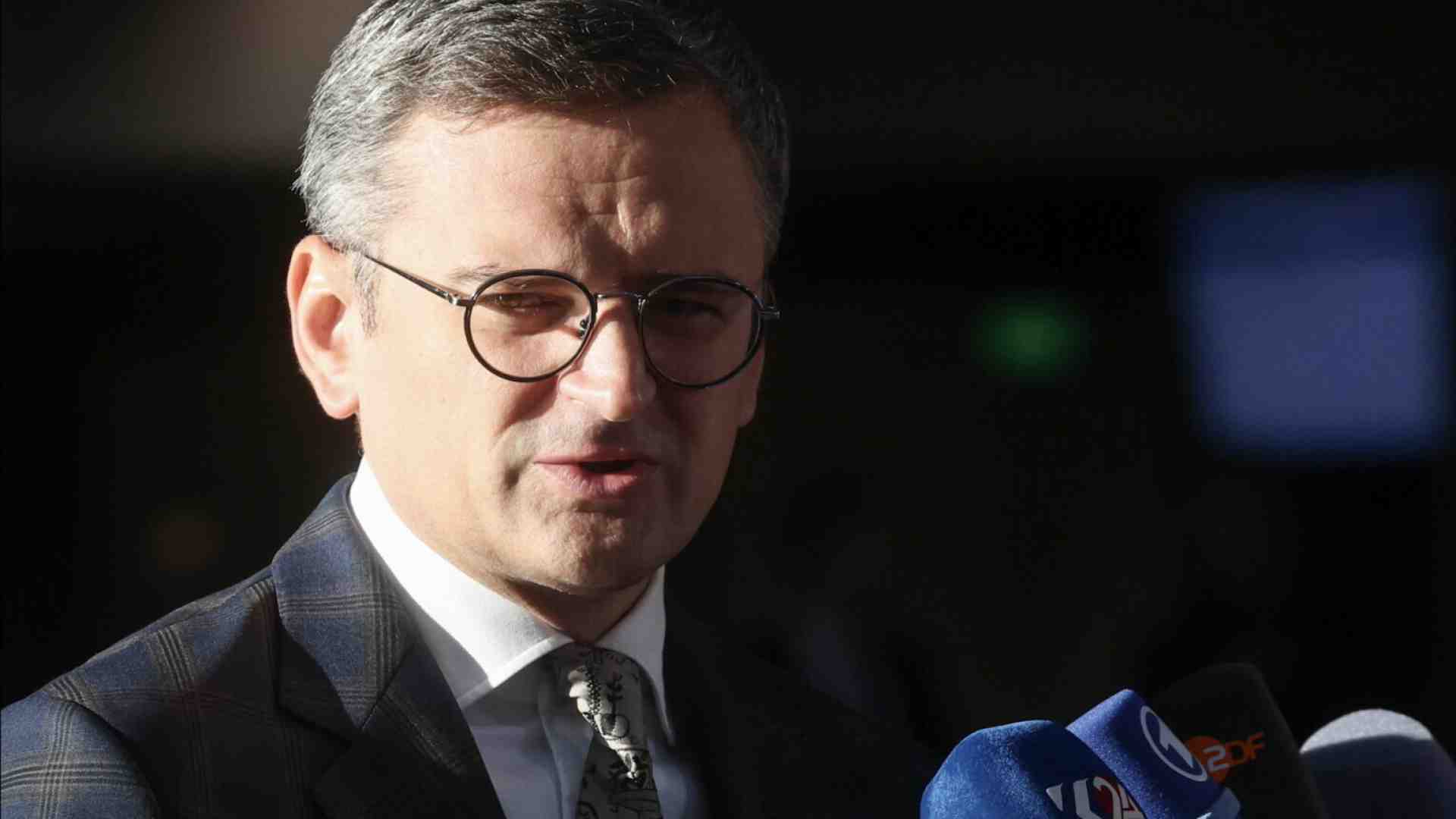 Parlare oggi di elezioni in Ucraina, un regalo alla propaganda di Putin