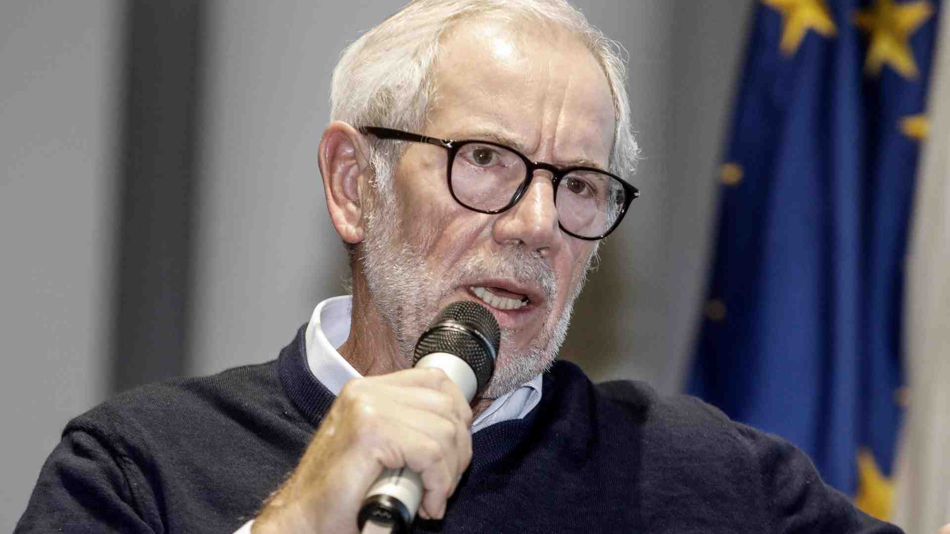 "Fuori dall'Oms". La Lega mette il centrodestra contro Bertolaso in Lombardia