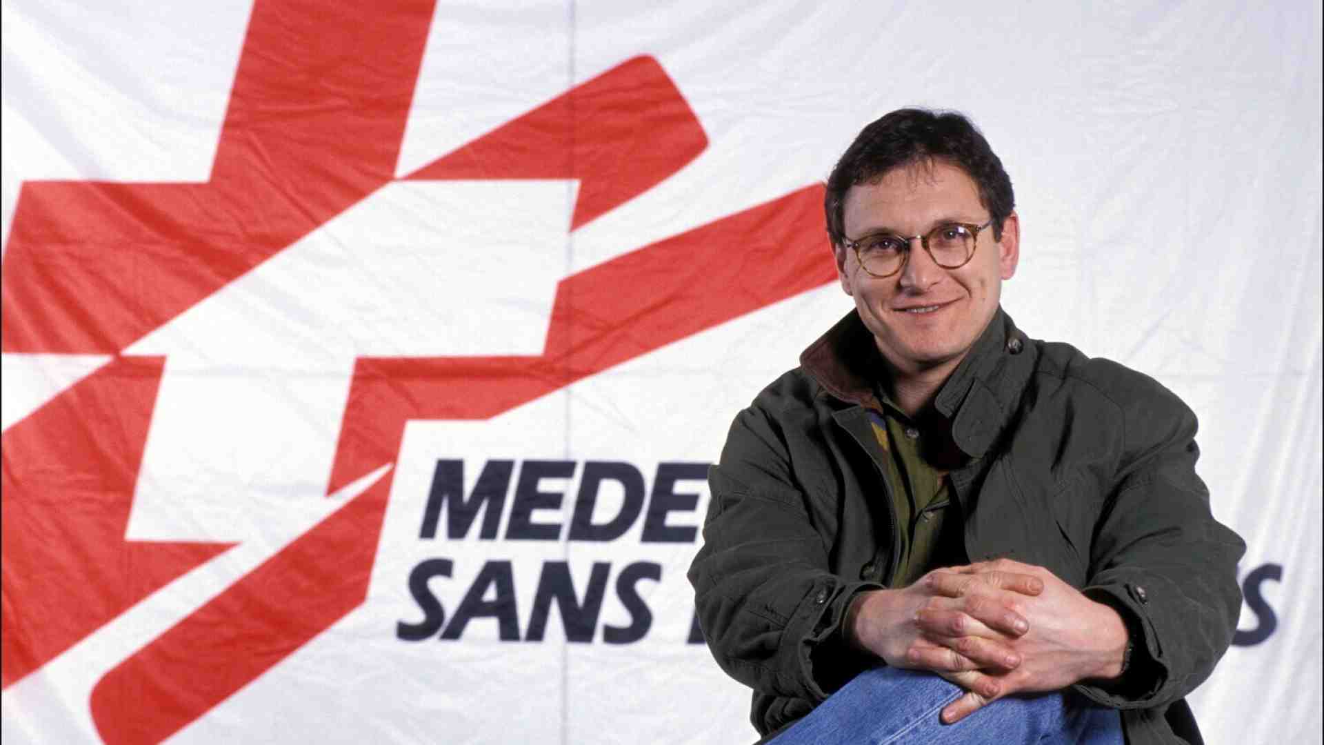 L’ex capo di Medici senza frontiere, Mishra e la perversa analogia diventata ideologia