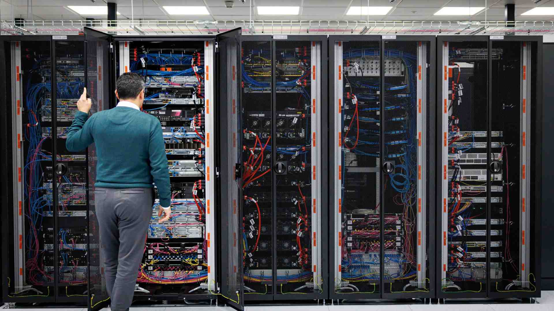 Sull’IA servono meno modelli irrealizzabili e più pragmatismo