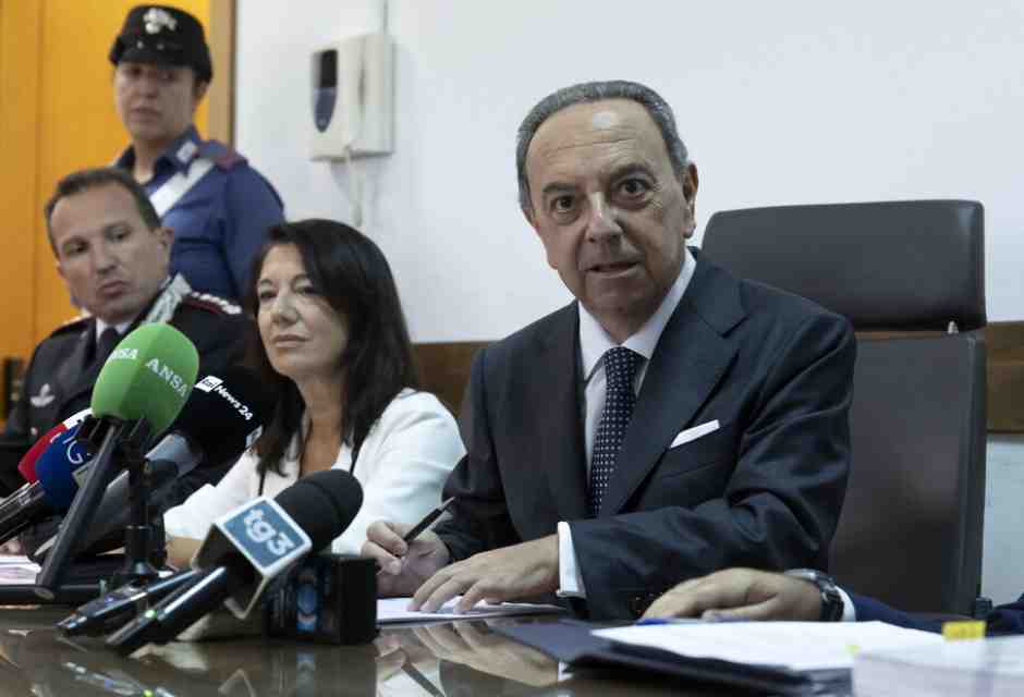 I servizi segreti presentano un esposto contro Lo Voi sul caso Caputi