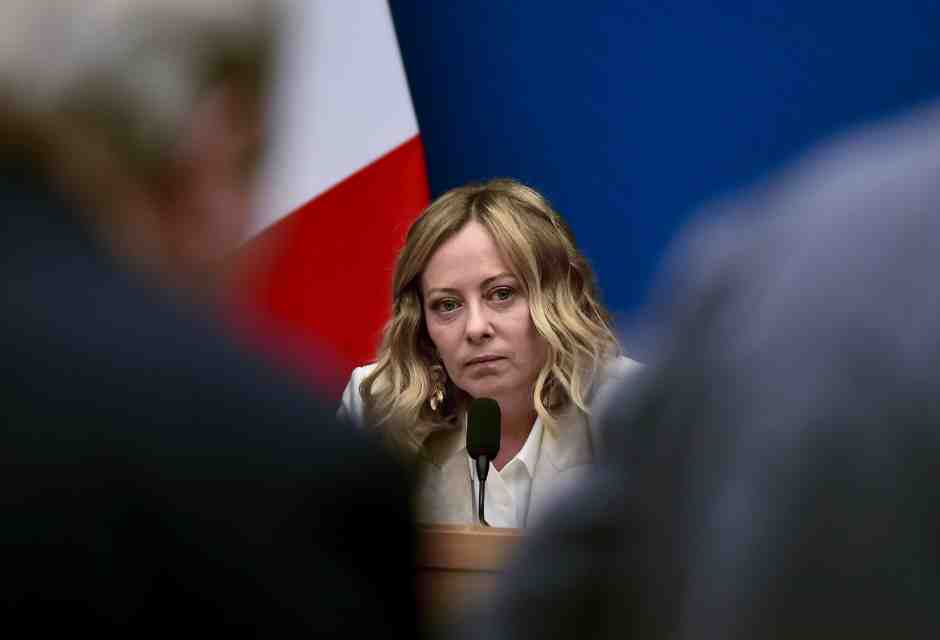 Battaglie tra gli apparati dello stato