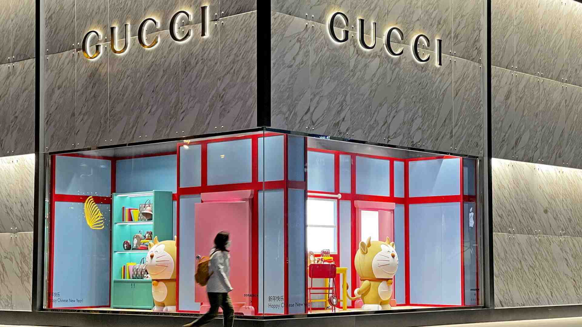 Kering perde quota, ma cresce in borsa. Ragioni possibili