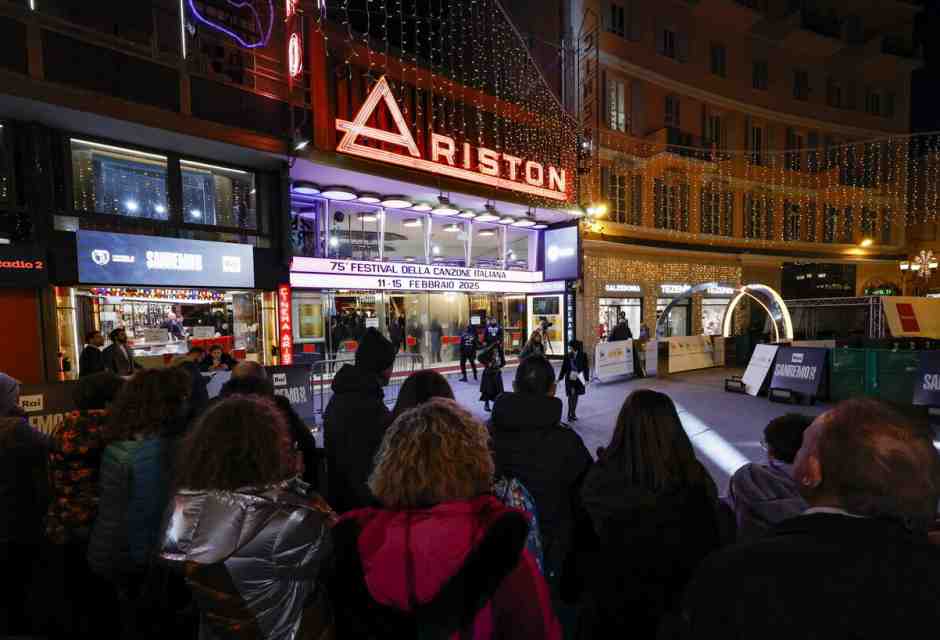 Sanremo ora spazza via Santanchè, Almasri e Graphite. Il tifo di Schlein e Meloni