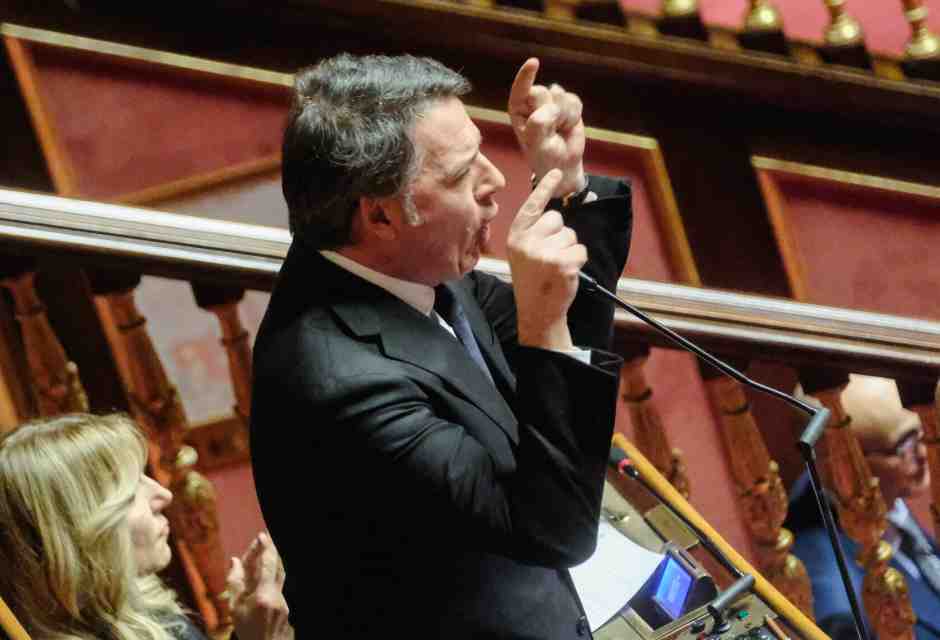 Parla Renzi: "Con Meloni è ormai deriva libica, è circondata da bimbiminkia. Ormai si ha paura di parlare"