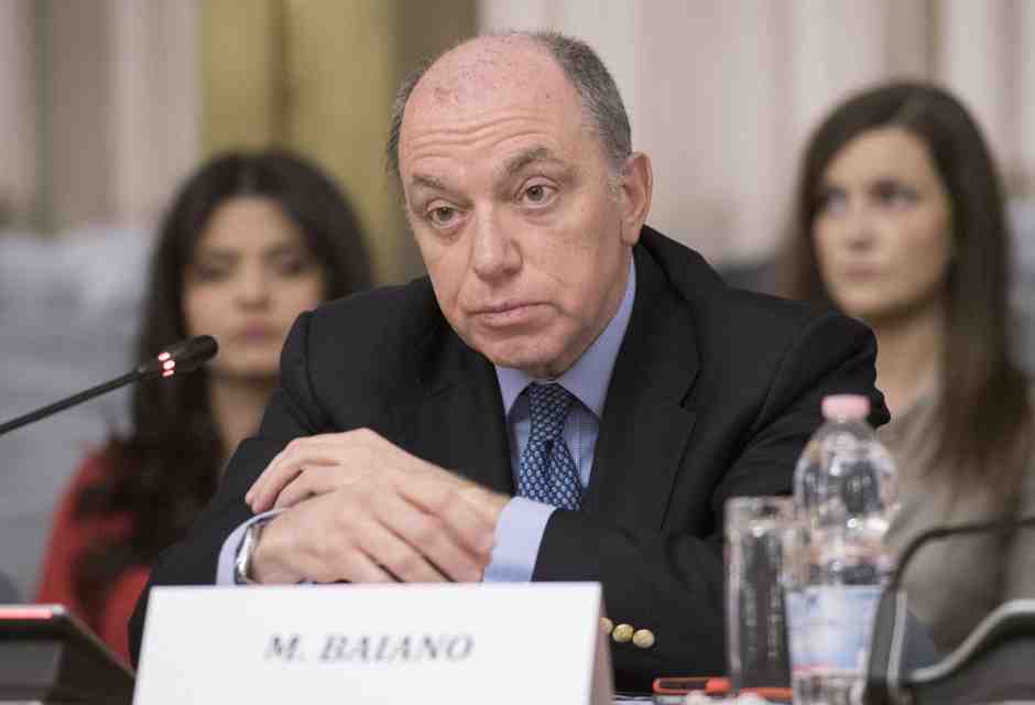 Baiano con Belloni alla corte di Ursula