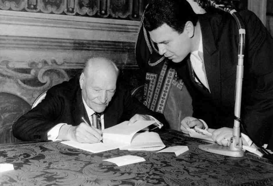 Postilla al raffinato Ungaretti del 1923 (poi rinnegato) e alla copia fiorentina numero 314