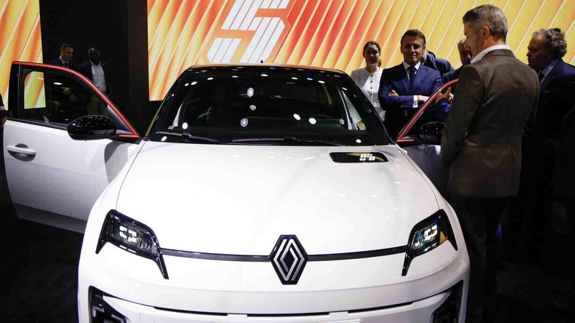 Salta l’accordo Honda-Nissan, e ora Renault guarda a Foxconn