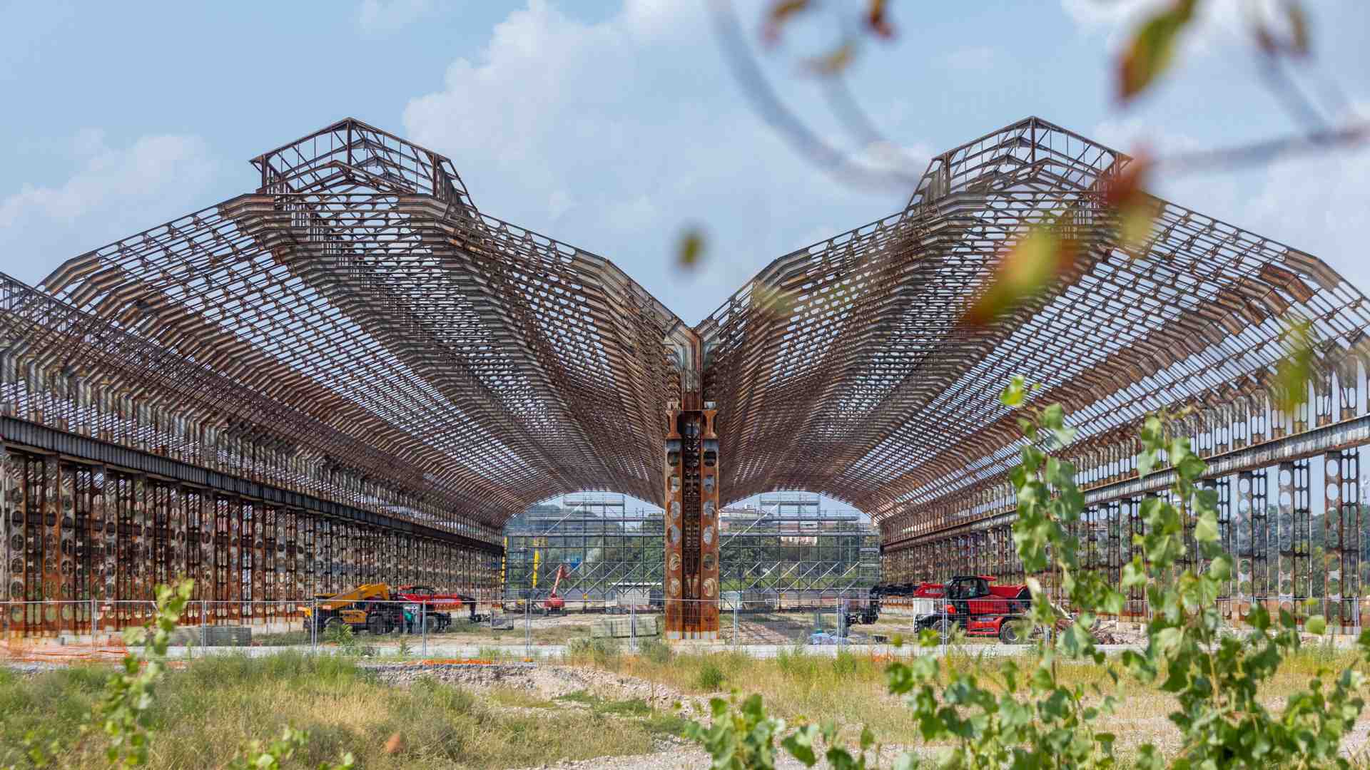 Destra, sinistra e magistratura: tutti uniti contro Milano