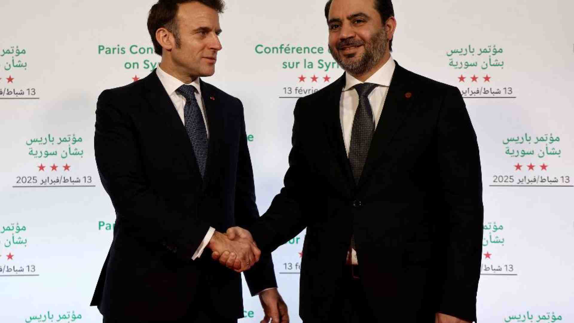 Macron: «La Siria si batta contro le milizie dell'Iran e il Daesh»