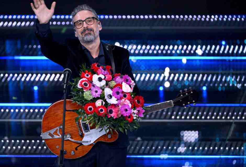 Sanremo tra nostalgia e polemiche: il Festival che (forse) si torna a odiare