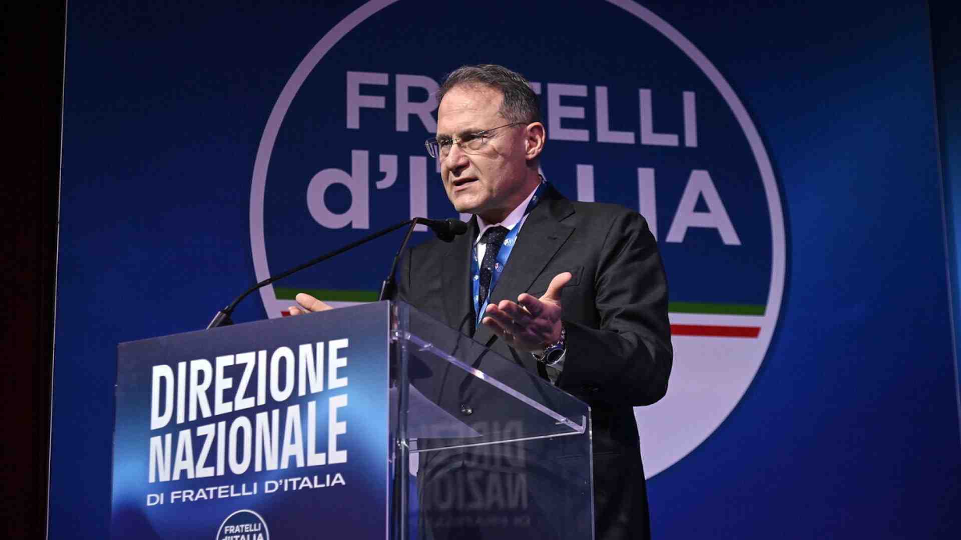 Cirielli (viceministro Esteri): “L’Ue non ostacoli i piani di Trump per la pace. Meloni non rimarrà schiacciata”