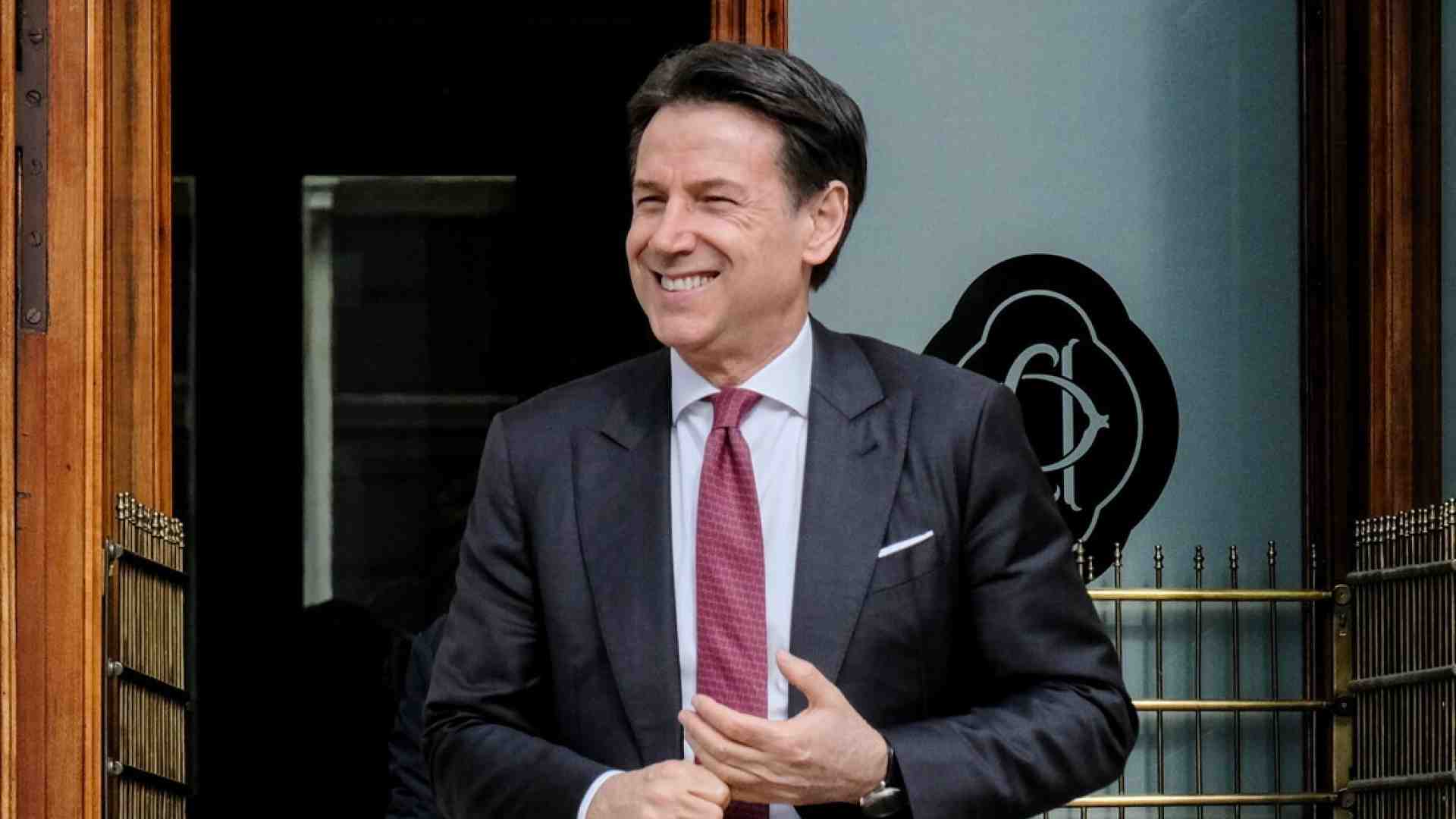 A pranzo con Conte. "Meloni? Tracotante. Possiamo batterla. Sommati si vince. I servizi? Io li pacificavo"