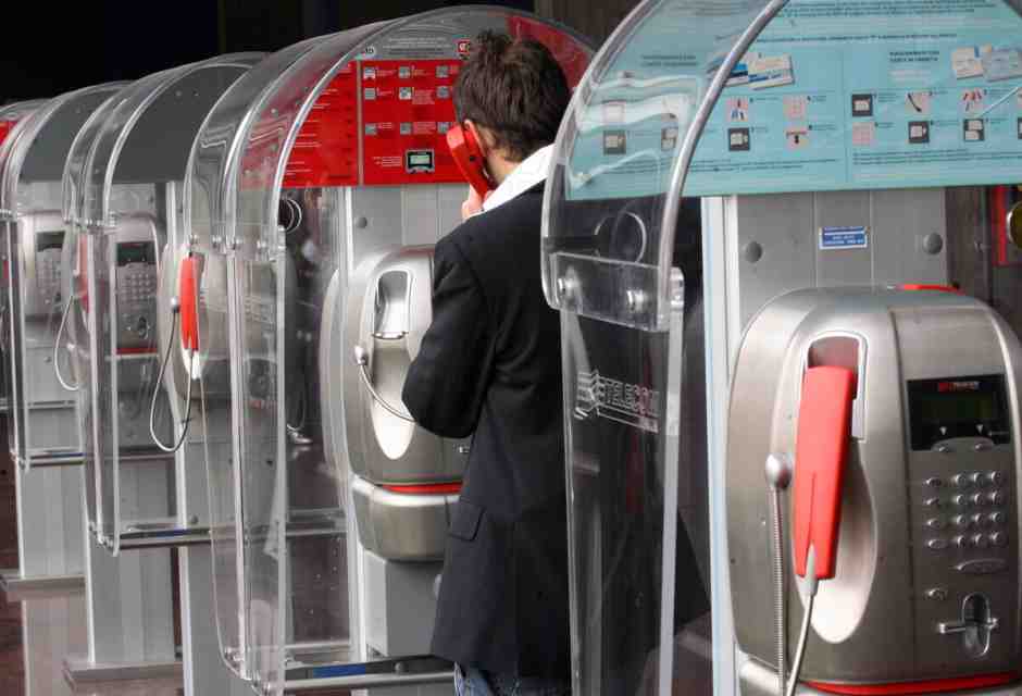 Telefoni, linee fisse e voglia di libertà. Lettera da una pazza idea