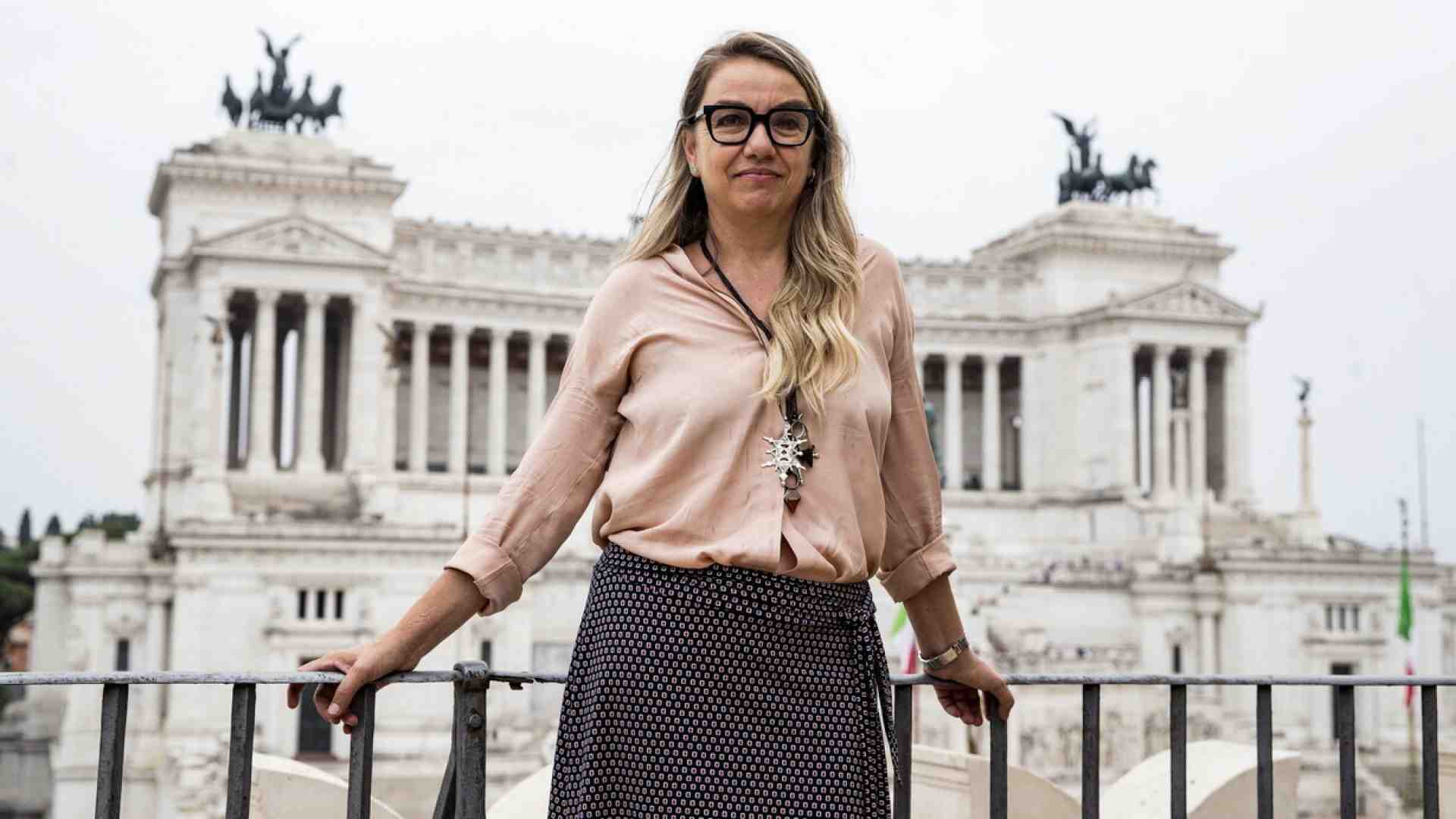 Storie d’amori complessi, quando la vita s’esprime nei suoi tanti colori. Un libro