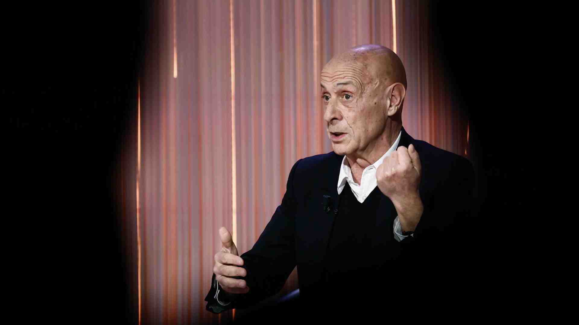 Trump e le guerre, l'Italia e l'immigrazione: "Benvenuti a Caoslandia". Parla Minniti