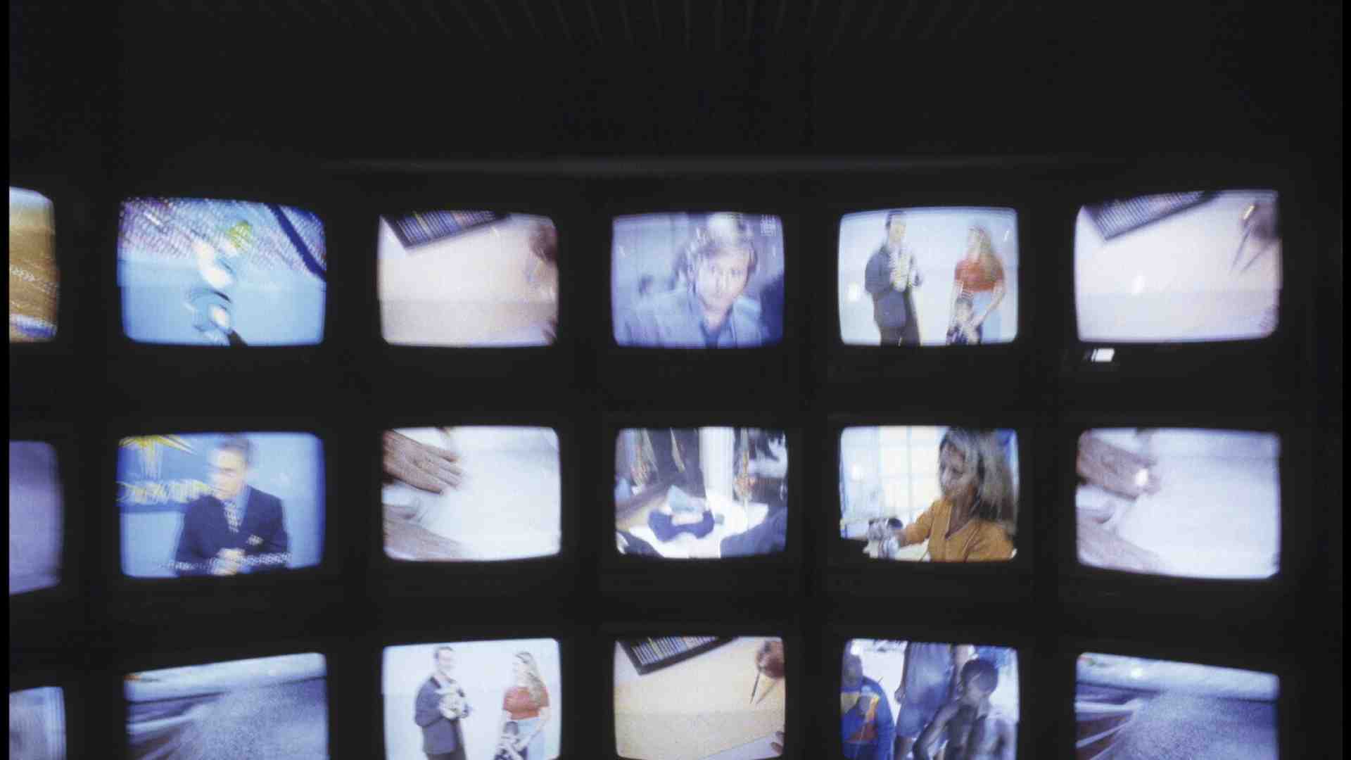 “M’illumino di meno”, la pubblicità progresso che vuole spegnere l’esistenza