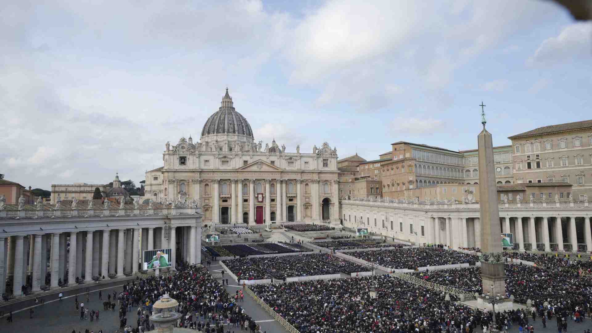 Ecco perché il Papa non può andare in vacanza