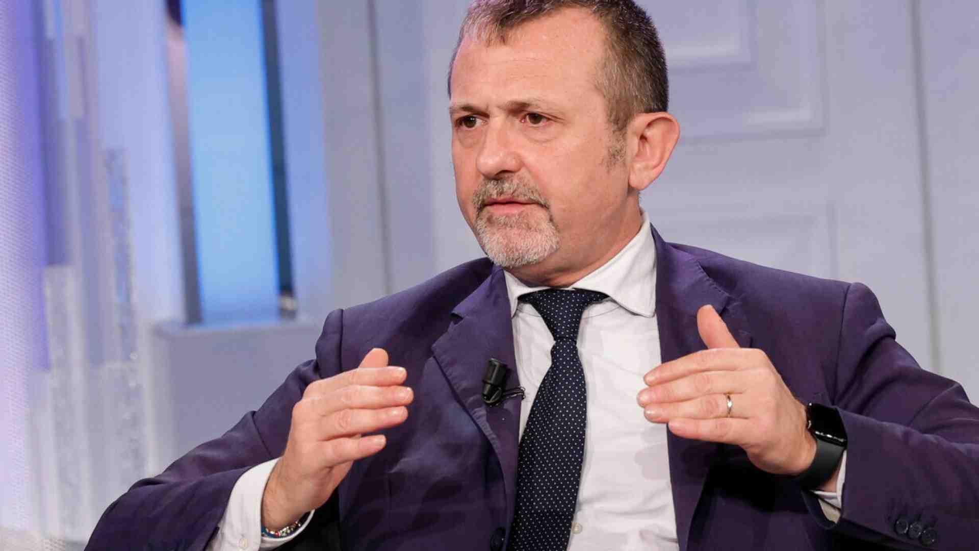 Cosa cambia se a violare un segreto è un pm e non un politico