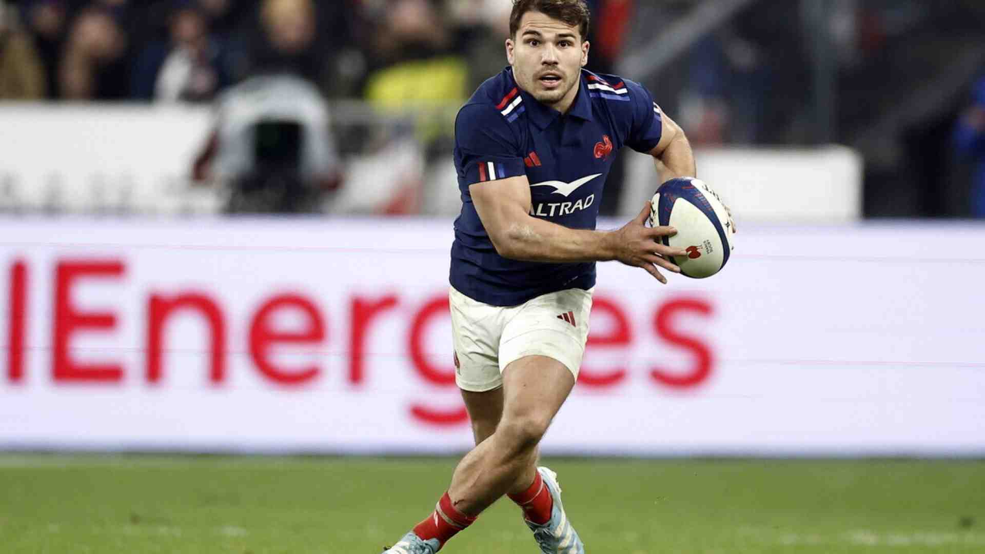 C’è Antoine Dupont, l'Asterix del rugby, sulla strada dell’Italia al Sei Nazioni