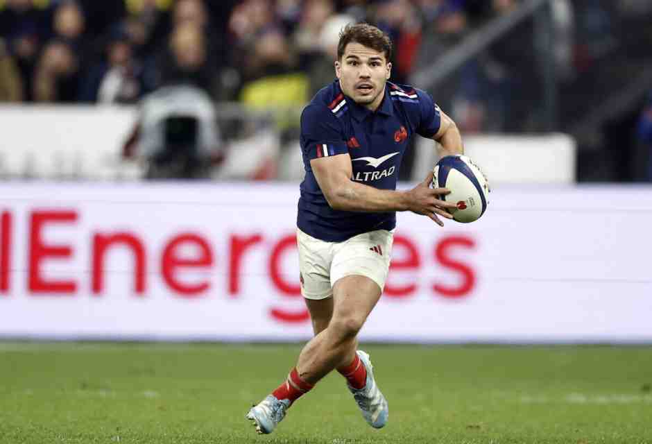 C’è Antoine Dupont, l'Asterix del rugby, sulla strada dell’Italia al Sei Nazioni