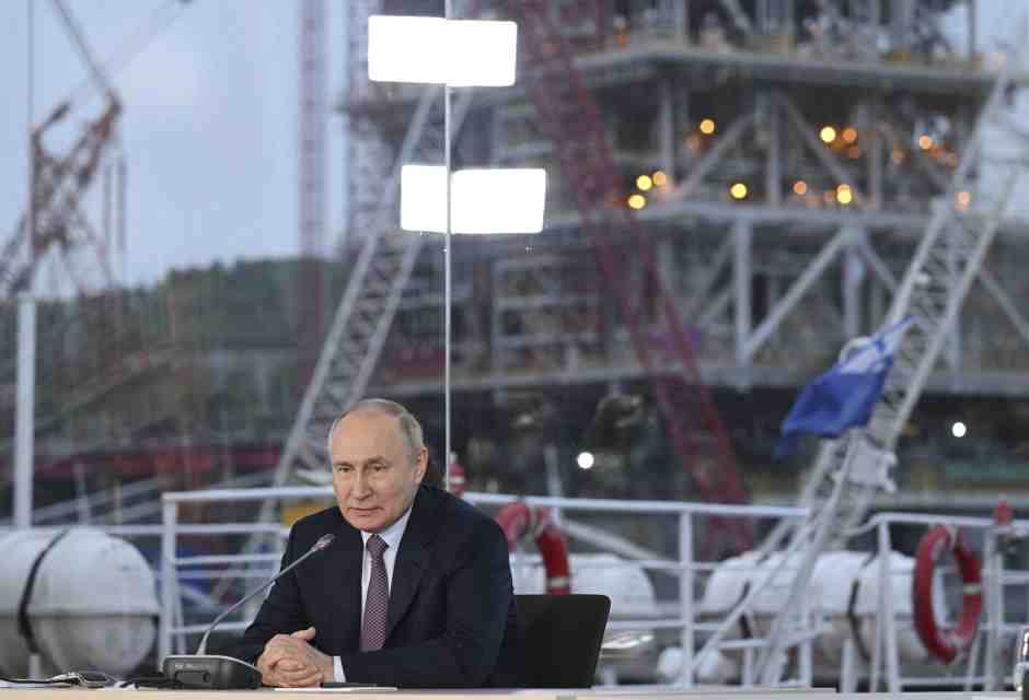 Adottate nuove sanzioni europee e britanniche contro la Russia, c’è ancora margine