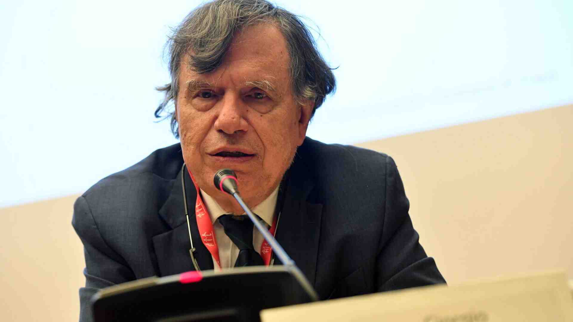 La lezione dello scienziato Parisi alla commissione Covid su scienza e virus