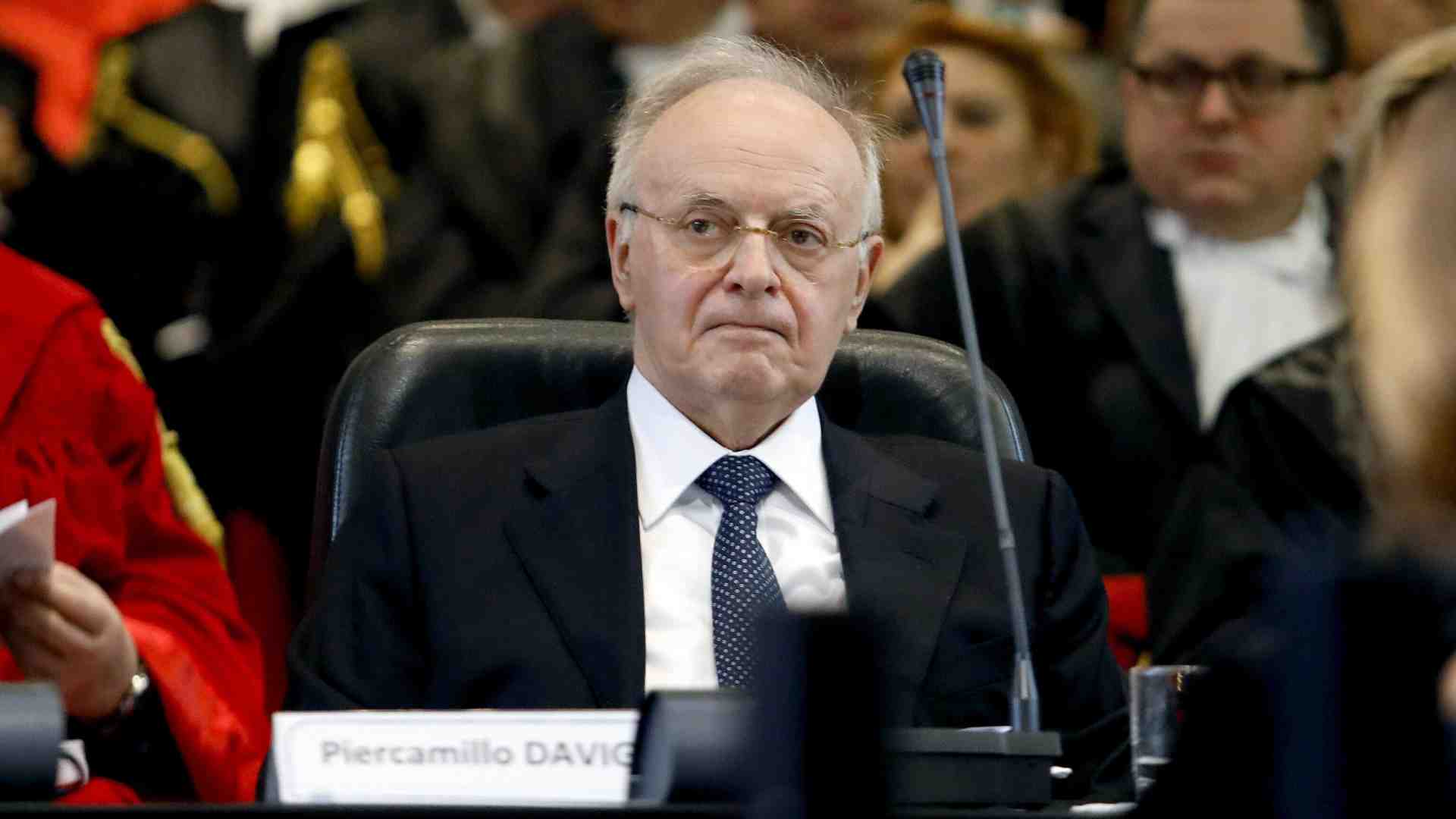 Il pregiudicato Davigo fa ancora il giudice (tributario). Il paradosso del moralizzatore