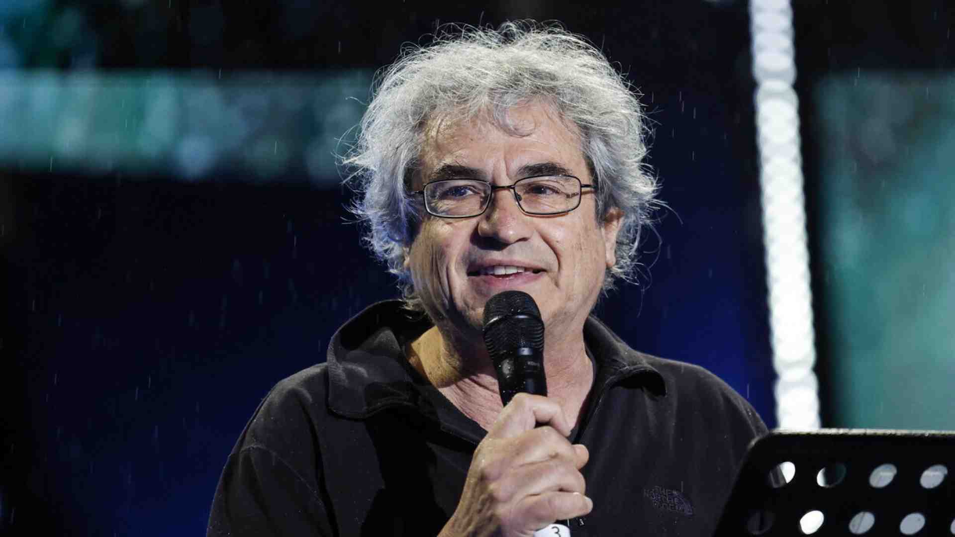 Bella la Cina libera e pacifica descritta da Rovelli. Peccato non esista