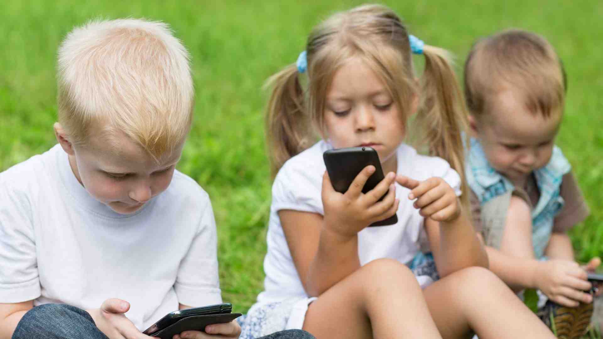 Non è mai abbastanza tardi per lo smartphone, una ricerca spiega perché