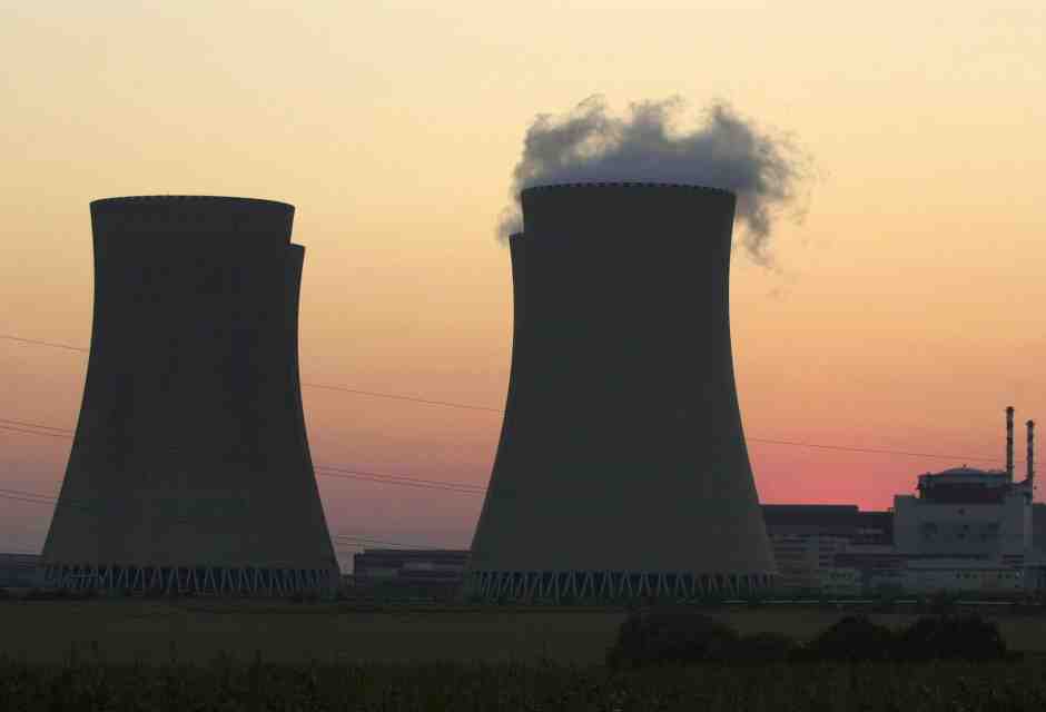 Il nucleare in Italia può avere un impatto economico da 50 miliardi. Le stime di EY