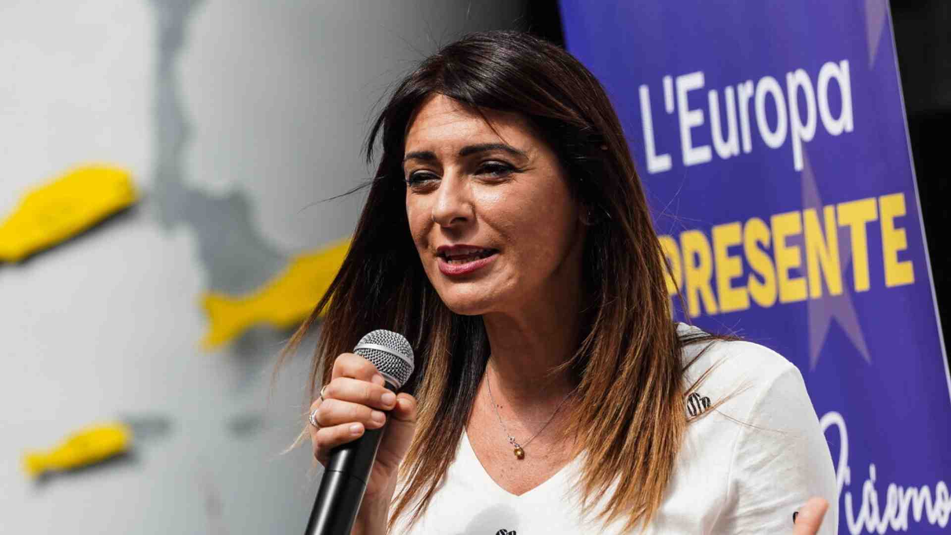 “Il piano di Ursula per le armi è necessario, Schlein non chiuda”. Parla Picierno