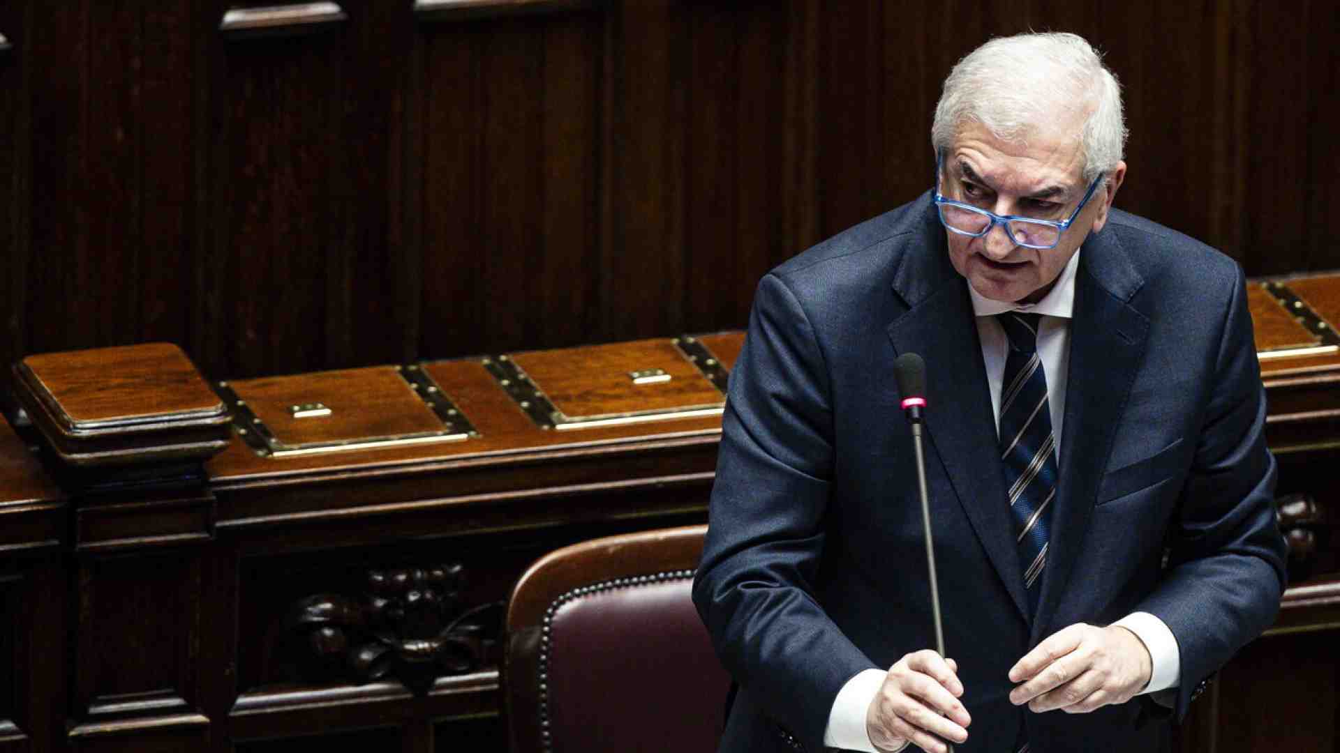 Foti: "Sull'Ucraina Macron non dubiti dell'Italia. Salvini evoca Putin? Basta fughe in avanti"