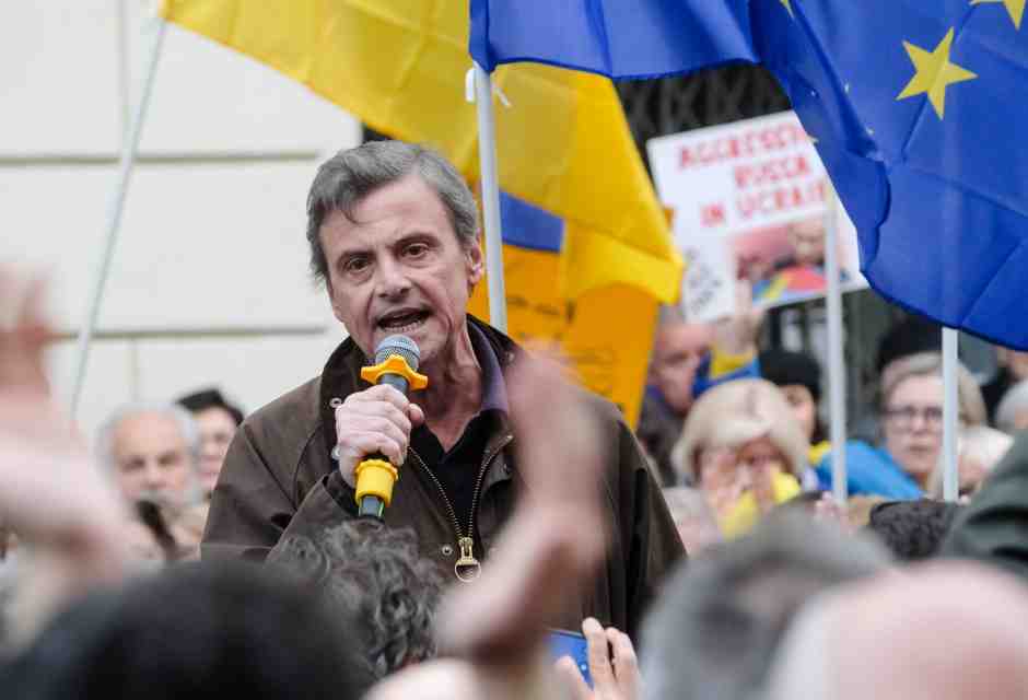 Fini, Calenda e la non felicissima espressione "comunità di destino"