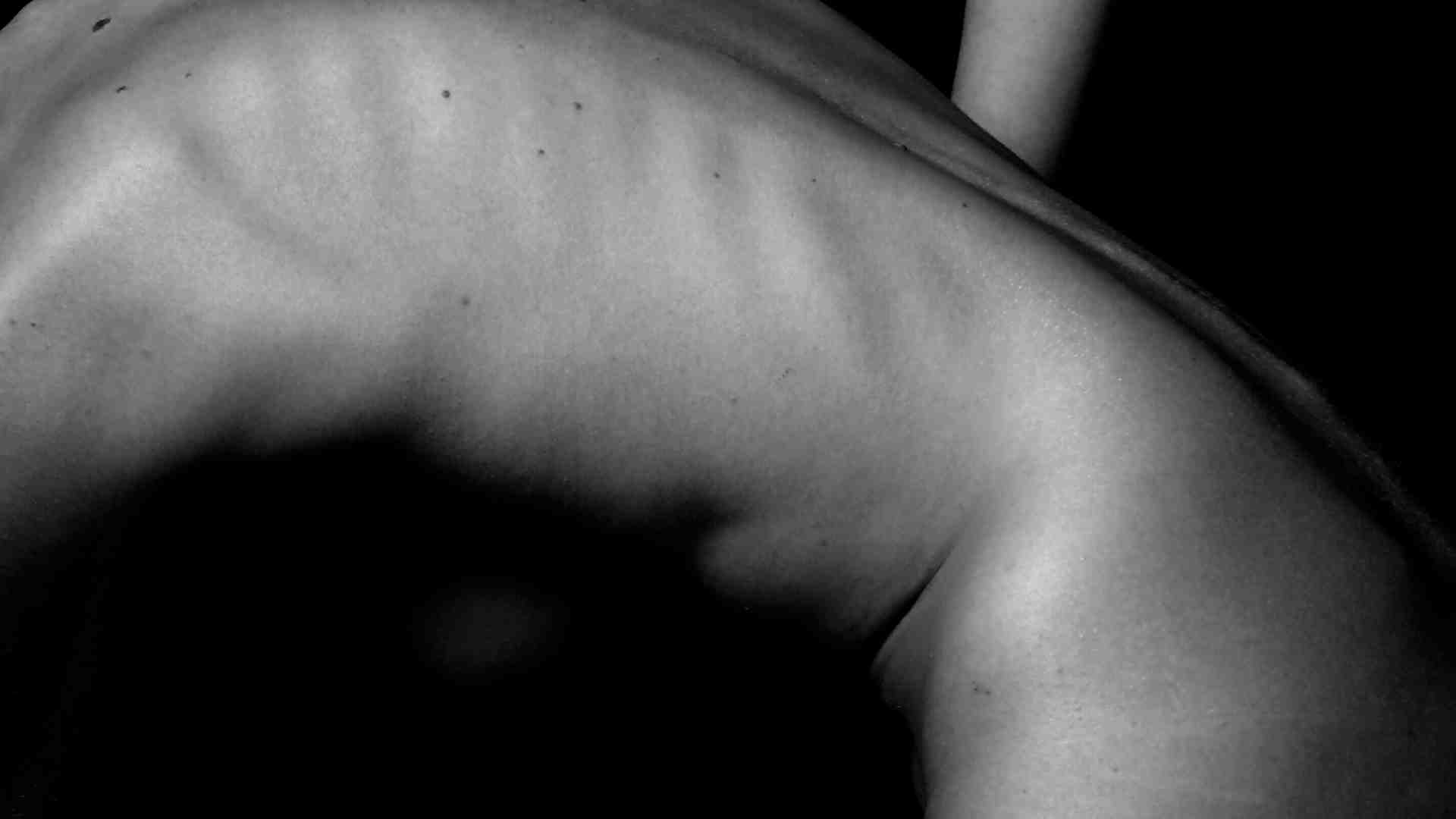 "Parti femminili", un memoir sulla trasformazione di sé e sui desideri. Figlia del divorzio