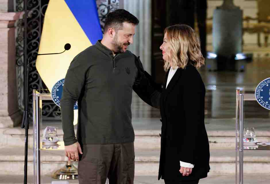 Le foto dei leader occidentali con Zelensky, tra bugie e mezze verità