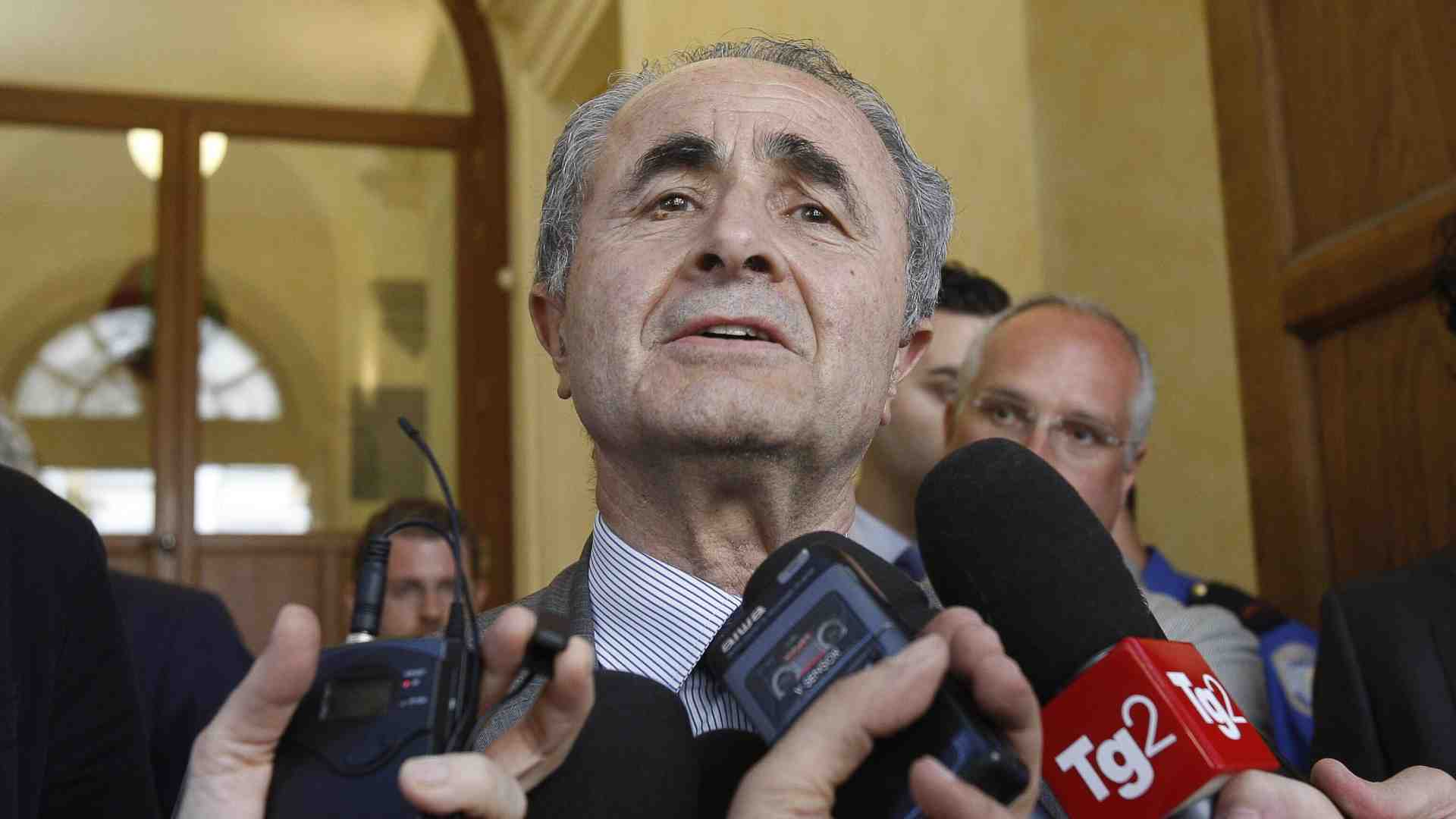 Arturo Parisi: “Schlein sia chiara sull’Ucraina. Ha dimenticato le posizioni di Mattarella”
