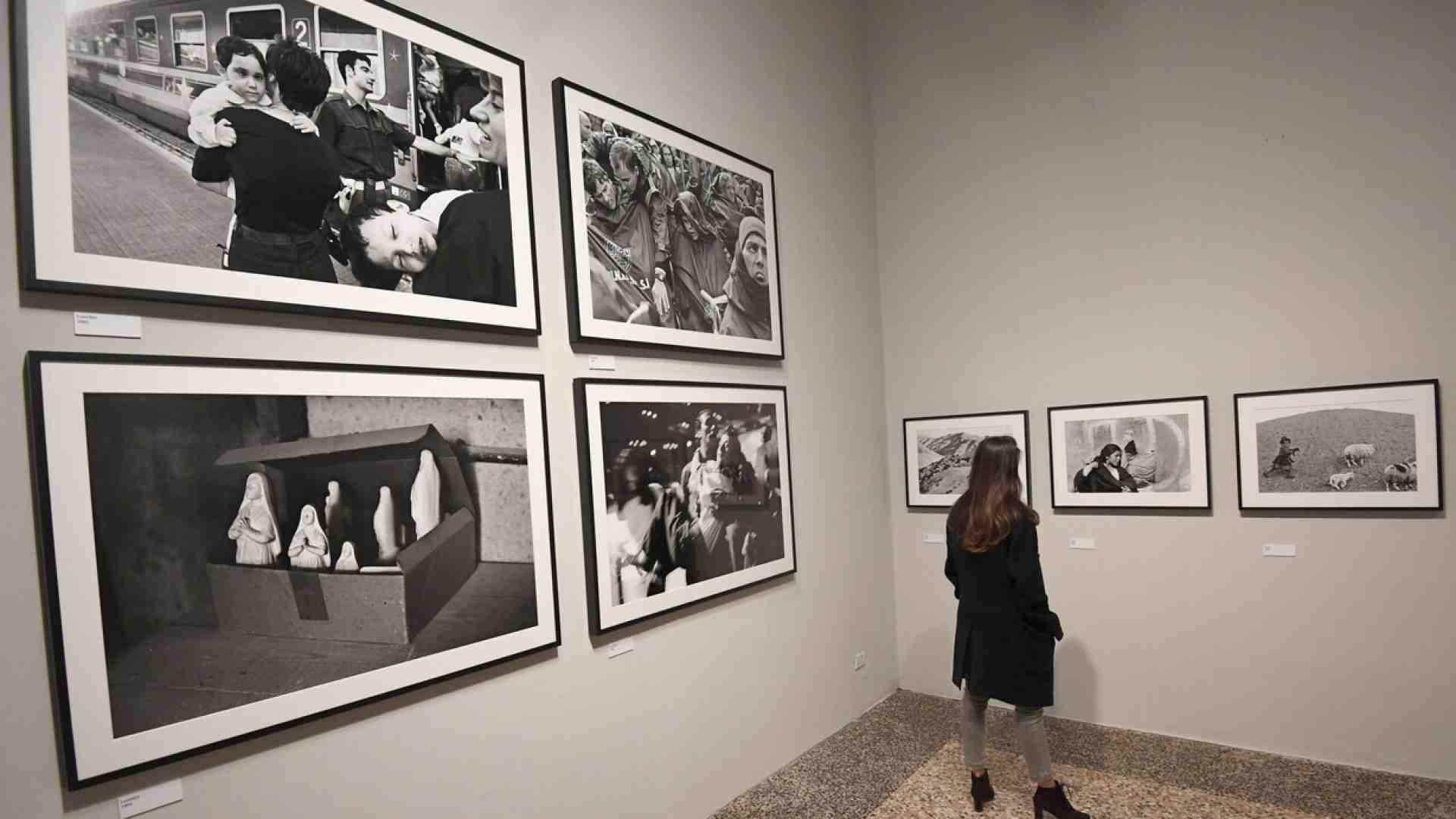 Nessun linguaggio artistico compete con la fotografia nel raccontare gli esseri umani
