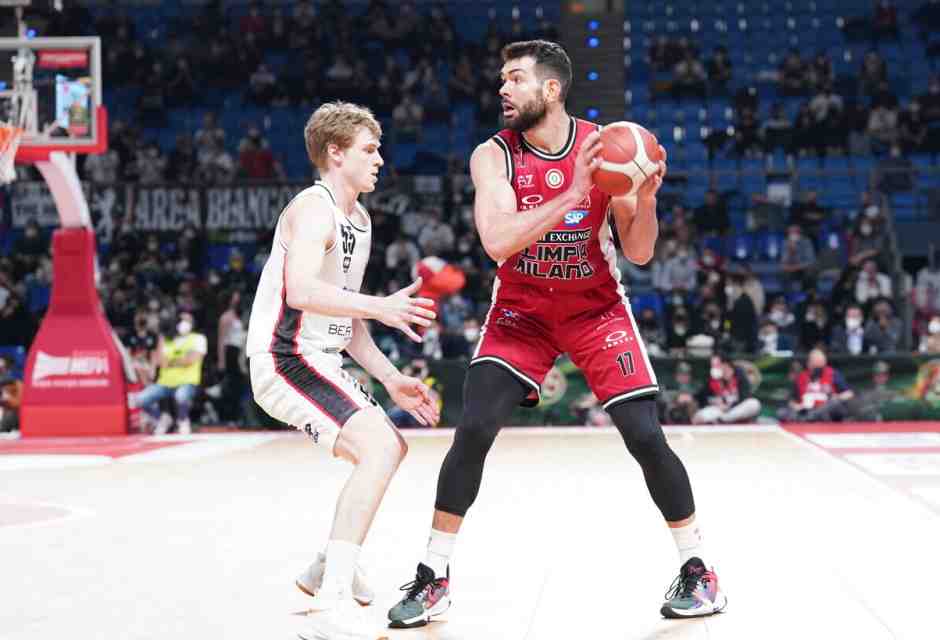 “Io, Robin, l’Africa, matematica e basket”. Intervista a Pippo Ricci