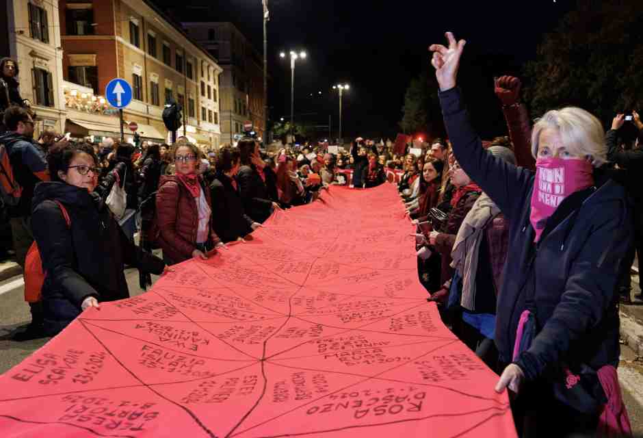 Femminicidi, lotte vere e leggi demagogiche