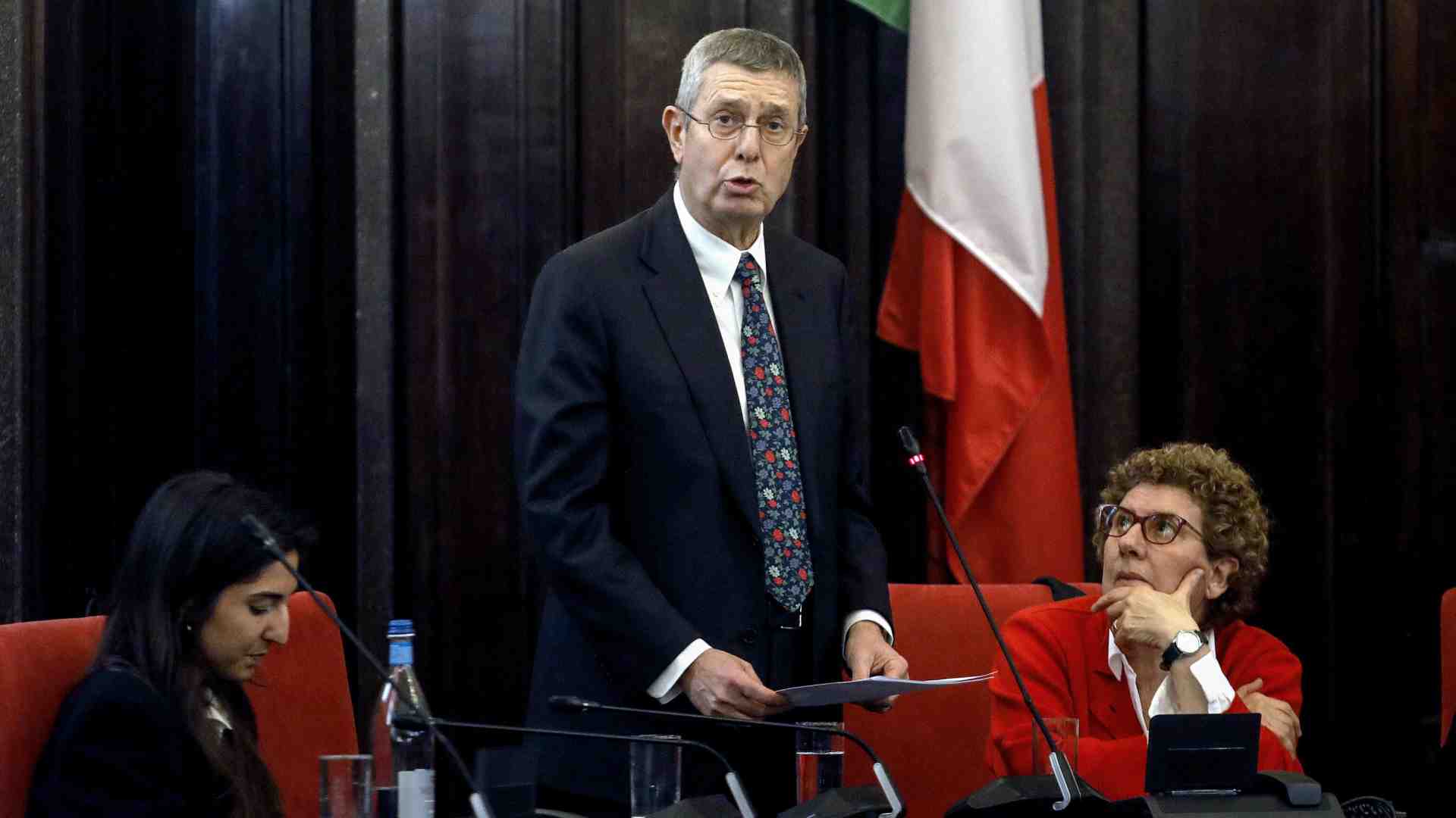 Bardelli saluta, per bene