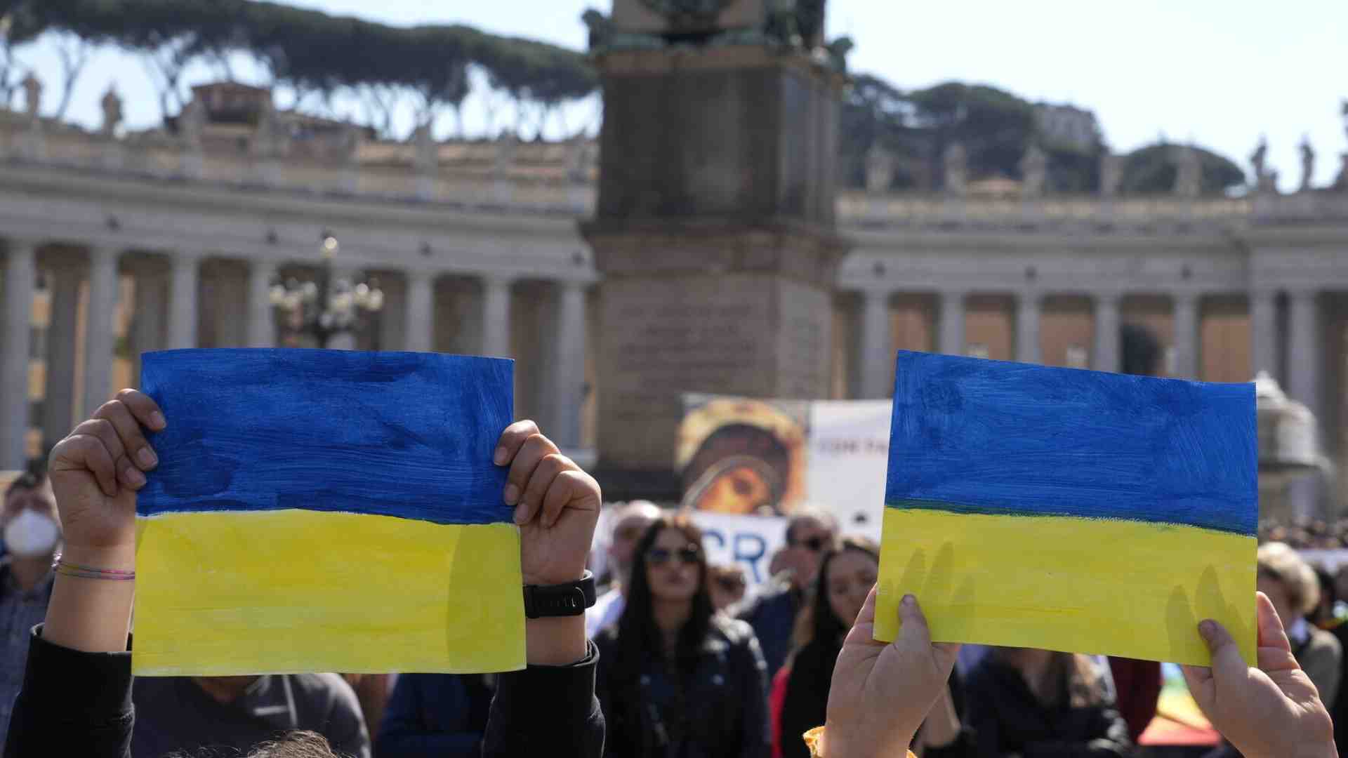 Con l’Ucraina senza se e senza ma. I vescovi dell’Ue ringraziano anche per l’impegno militare