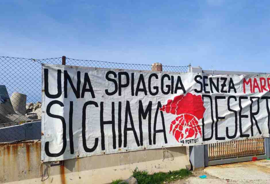 Dopo 15 anni il porto di Fiumicino non c’è ancora. Le proteste sì