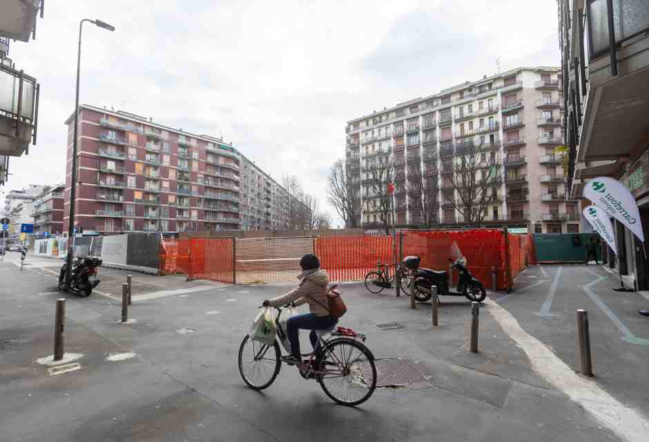 Grandi opere e cantieri bloccati dal clima dei pm. Miliardi in fuga