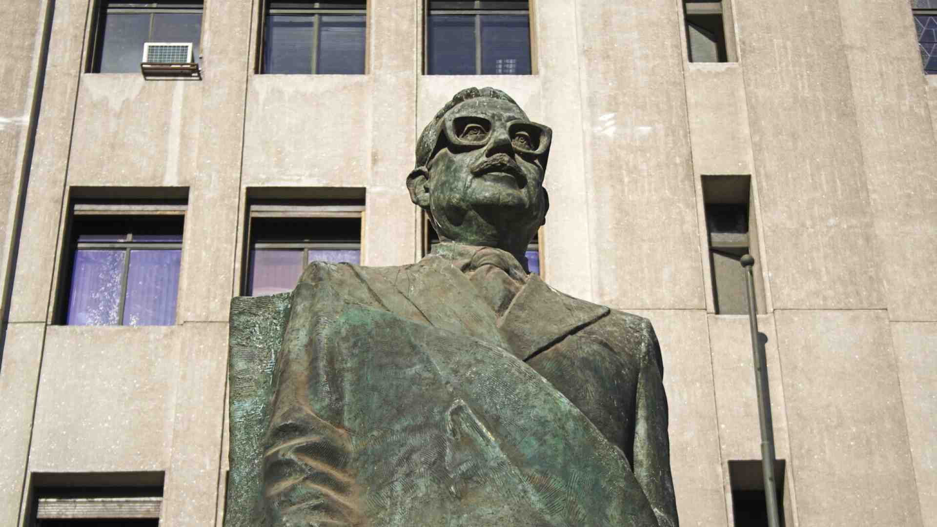 Ascesa e declino di Maya Fernández Allende, ex ministro della Difesa cileno